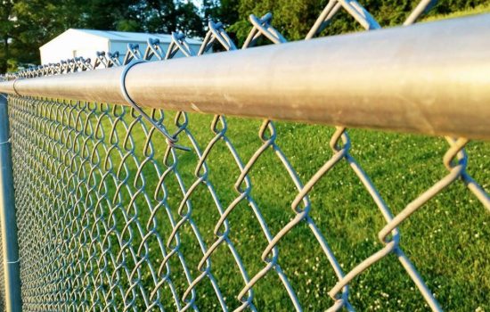 Chainlink fence1 550x350